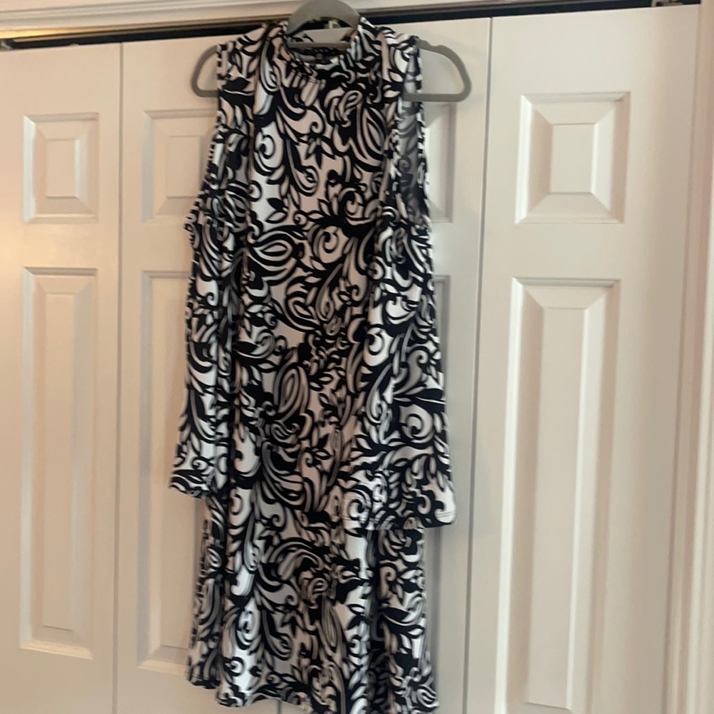 Women’s Cold Shoulder Dress